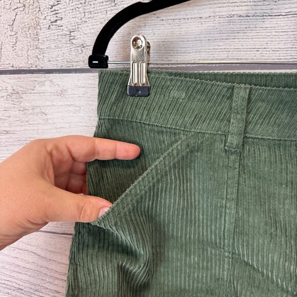 Roxy Women's Amazing Break Green Corduroy Mini Skirt Size Medium - Picture 2 of 7